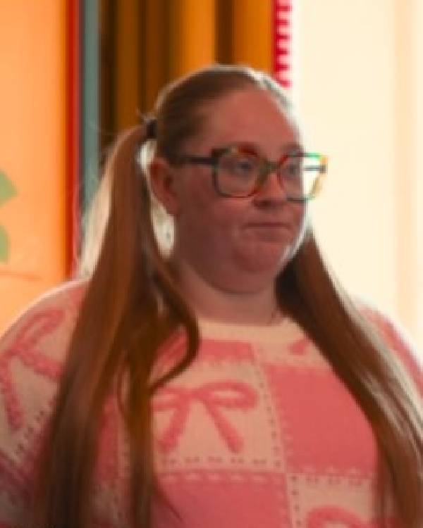 The Inheritance Hannah Pink & White Bow Sweater USA Jackets