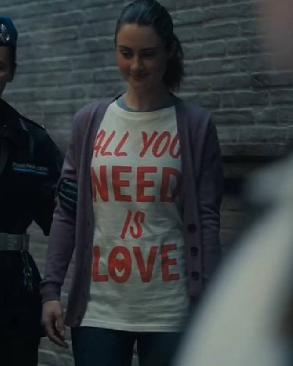 The Twisted Tale of Amanda Knox Grace Van Patten “ALL YOU NEED IS LOVE” Printed T-Shirt USA Jackets