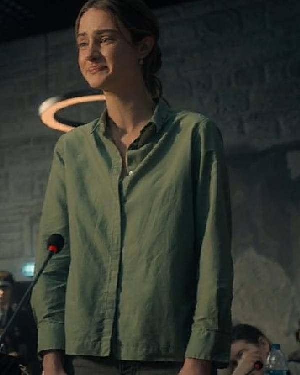 The Twisted Tale of Amanda Knox Grace Van Patten Grey Shirt USA Jackets