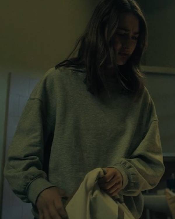 The Twisted Tale of Amanda Knox Grace Van Patten Grey Sweater Thobes