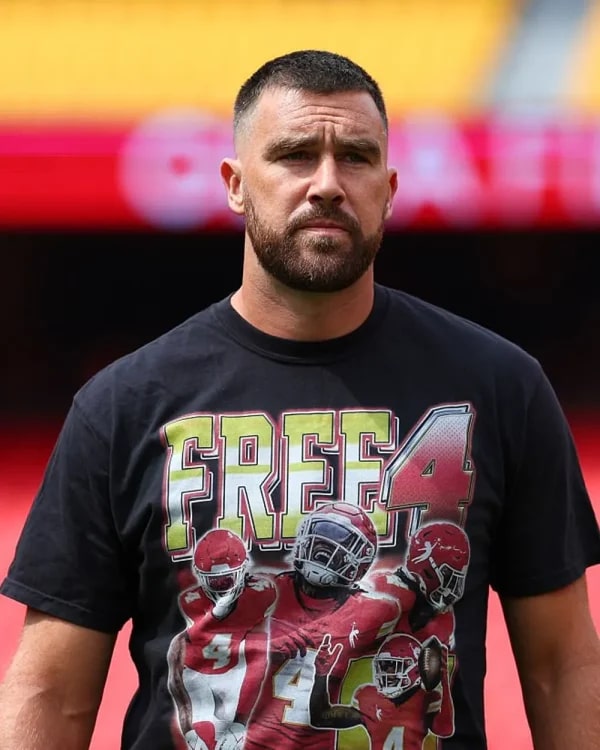 Travis Kelce Philadelphia Eagles vs Kansas City Chiefs Black T-Shirt USA Jackets